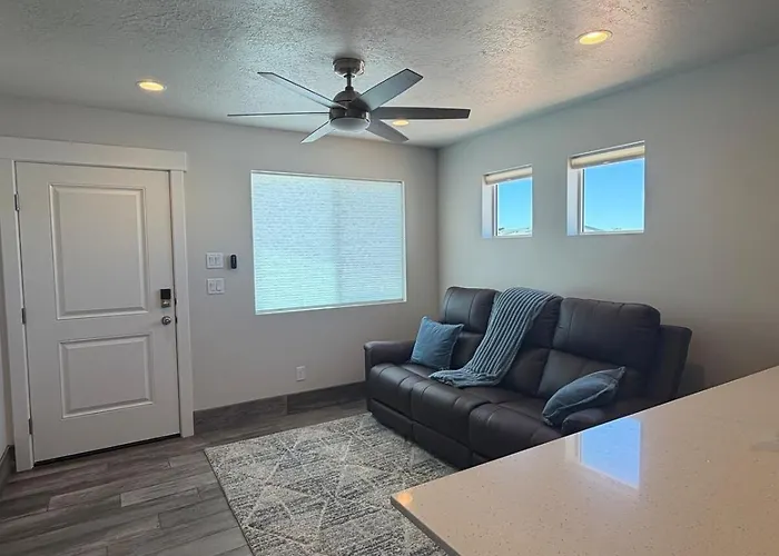 Apartment Desert View Page