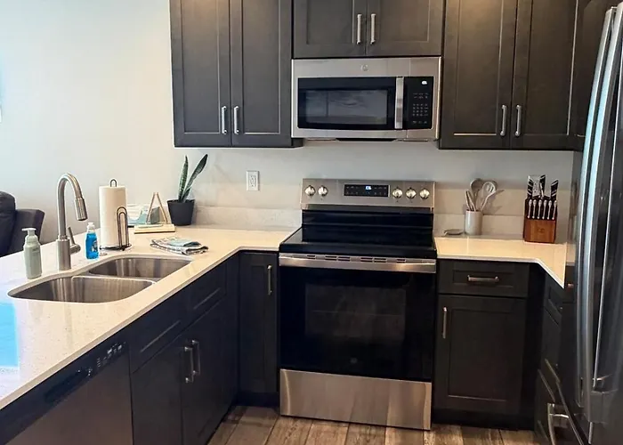 Desert View Apartment Page